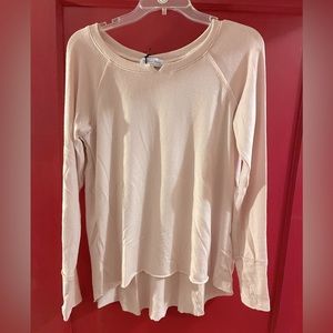 NWT Madison brushed jersey top in sweet pea